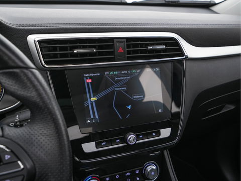 MG ZS EV Luxury 45 kWh (INCL-BTW) Aut. *PANO | LEATHER | CCS-FASTLOADER | KEYLESS | NAVI-FULLMAP | ADAPTIVE-CRUISE | CAMERA | HEATED-SPORTSEATS | CARPLAY | BLINDSPOT | DAB | LANE-ASSIST | 17''ALU*