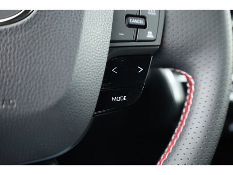 Toyota C-HR 2.0 Plug-in Hybrid 220 GR SPORT | JBL Audio | Memory Seat | Navi + CarPlay | Stoel- Stuurverw. | Adapt. Cruise | Dodehoekdet.