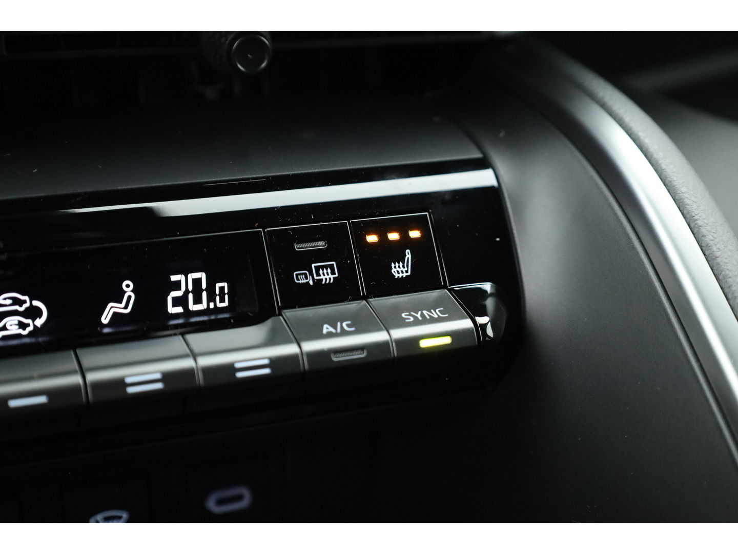 Toyota C-HR 2.0 Plug-in Hybrid 220 GR SPORT | JBL Audio | Memory Seat | Navi + CarPlay | Stoel- Stuurverw. | Adapt. Cruise | Dodehoekdet.