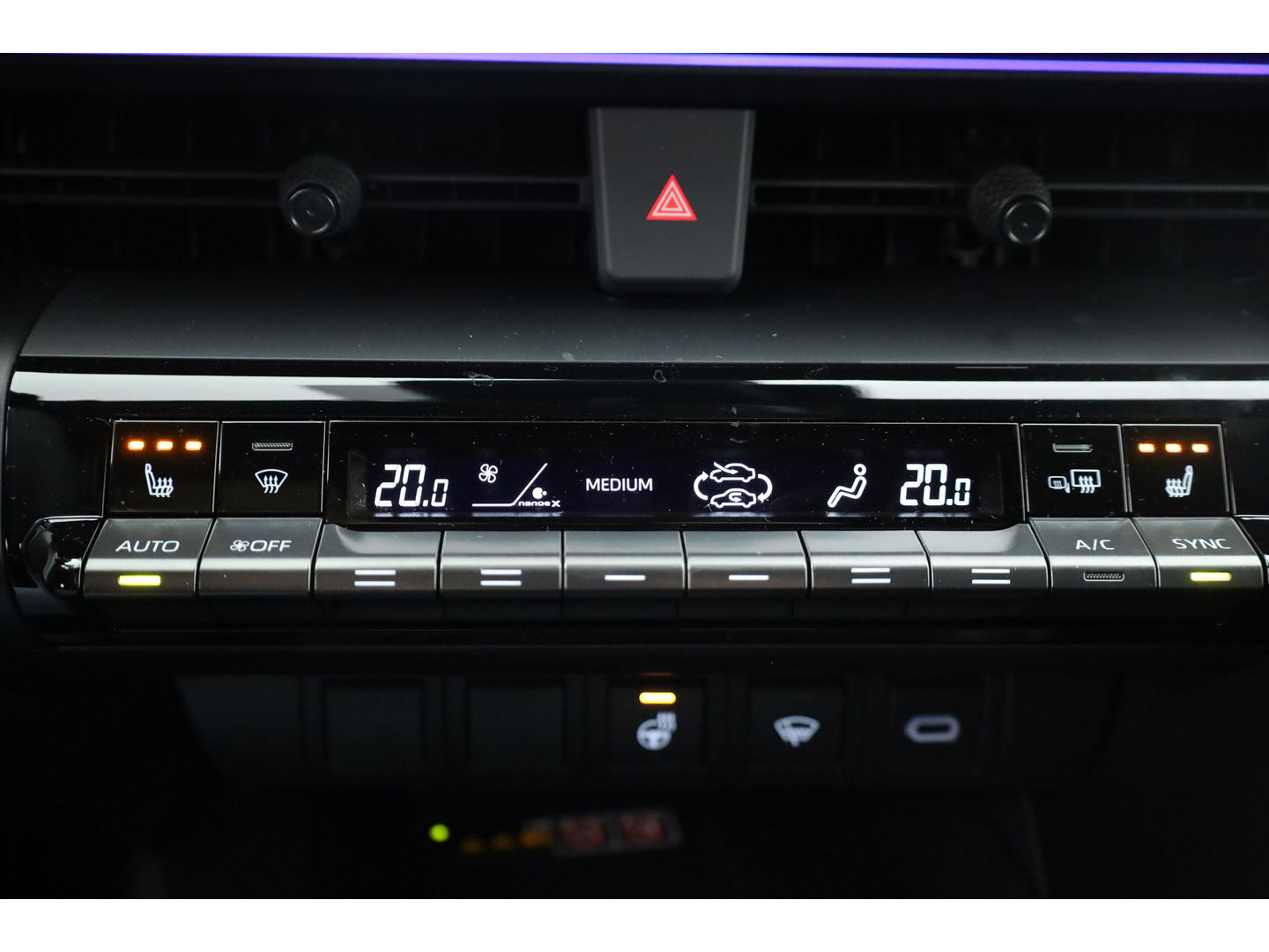 Toyota C-HR 2.0 Plug-in Hybrid 220 GR SPORT | JBL Audio | Memory Seat | Navi + CarPlay | Stoel- Stuurverw. | Adapt. Cruise | Dodehoekdet.