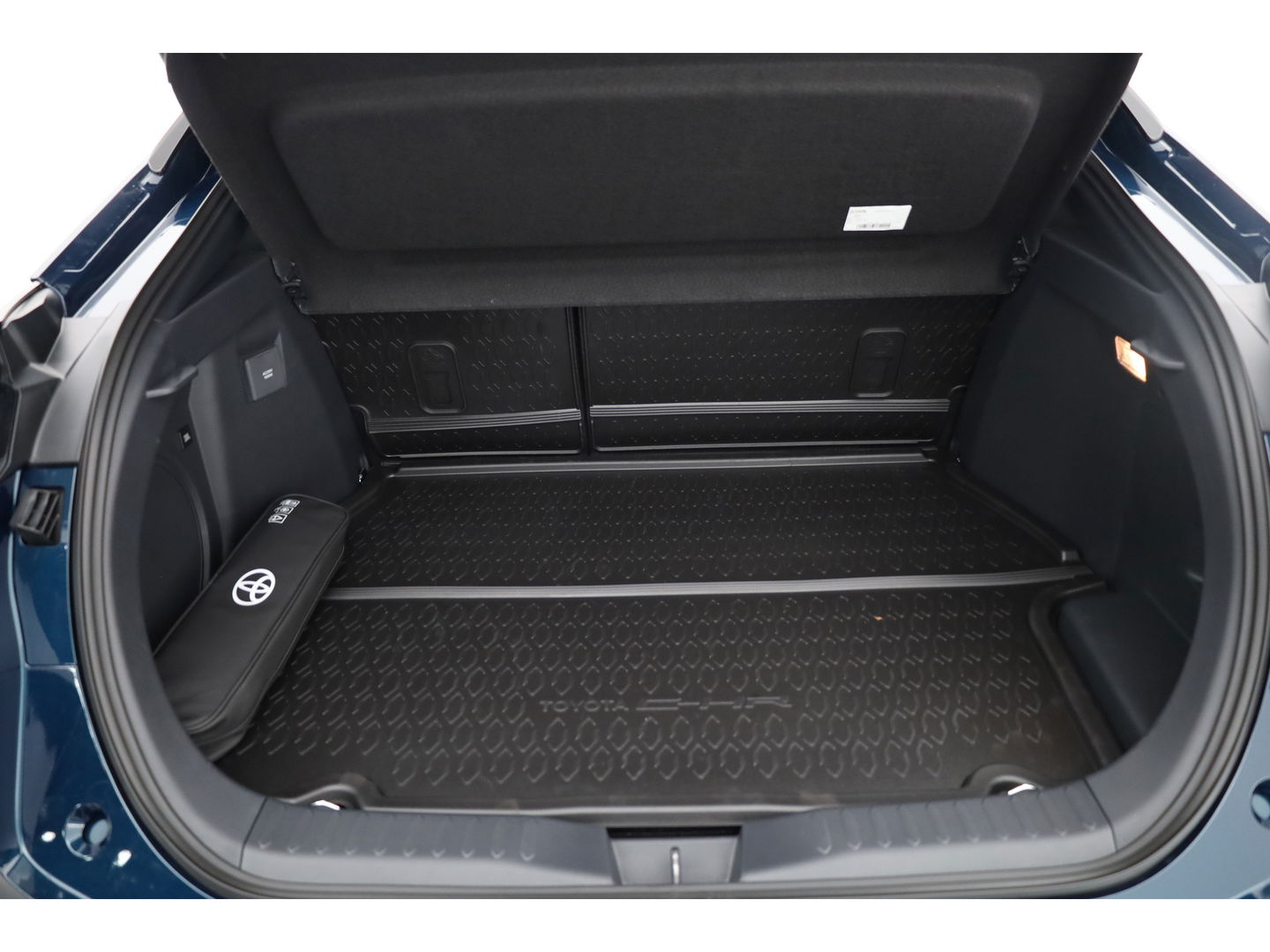 Toyota C-HR 2.0 Plug-in Hybrid 220 GR SPORT | JBL Audio | Memory Seat | Navi + CarPlay | Stoel- Stuurverw. | Adapt. Cruise | Dodehoekdet.