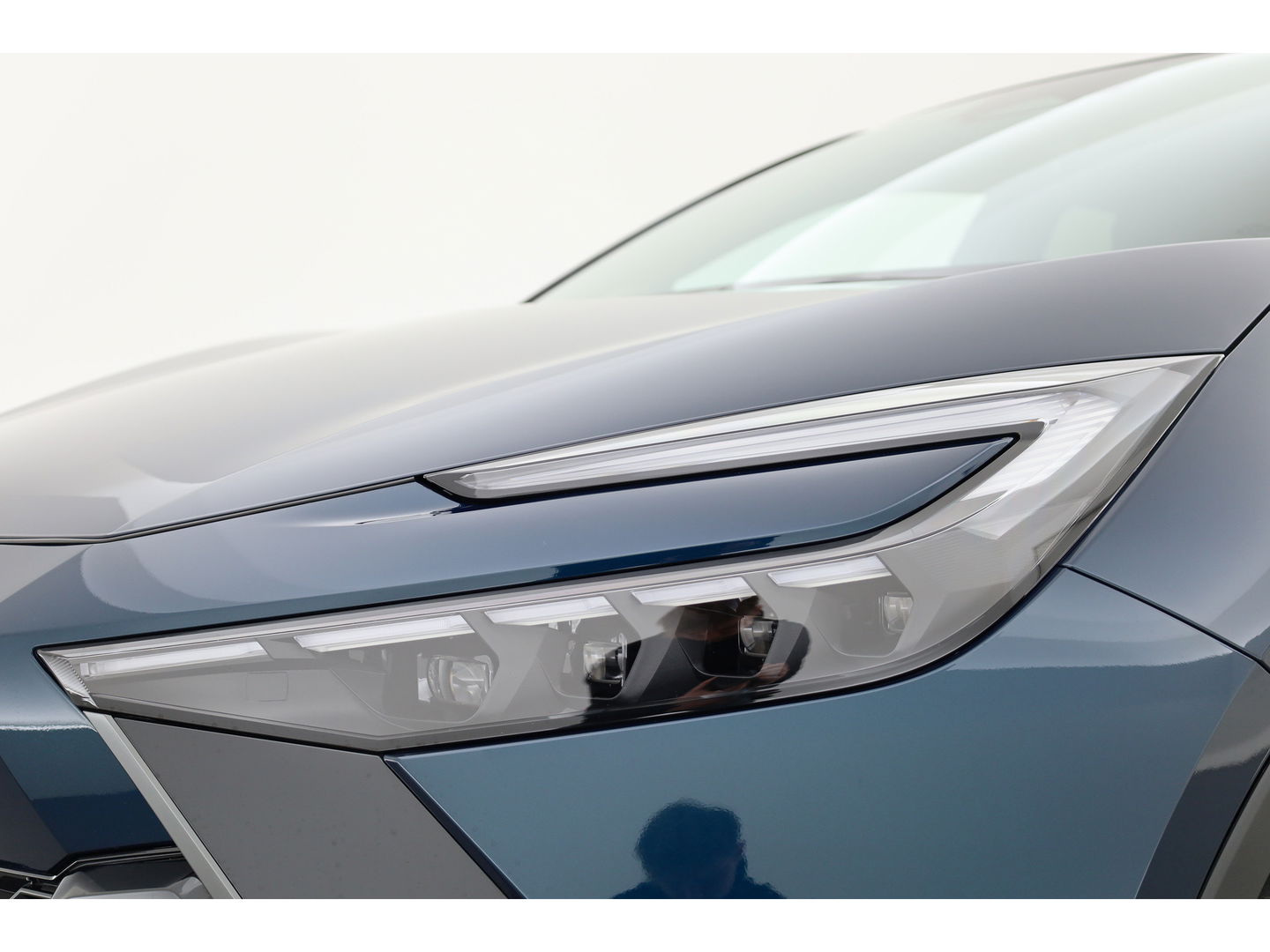 Toyota C-HR 2.0 Plug-in Hybrid 220 GR SPORT | JBL Audio | Memory Seat | Navi + CarPlay | Stoel- Stuurverw. | Adapt. Cruise | Dodehoekdet.