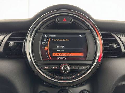 MINI Mini Electric Basic 33 kWh [ 3-Fase ] (SOH-100%) (INCL-BTW) Aut. *HEATPUMP | FULL-LED | SPORT-SEATS | NAVI-FULLMAP | DIGI-COCKPIT | DAB+ | ECC | CCS-FASTLOADER | UNION-JACK | KEYLESS | CRUISE | AMBIENT-LIGHT | 16''ALU*