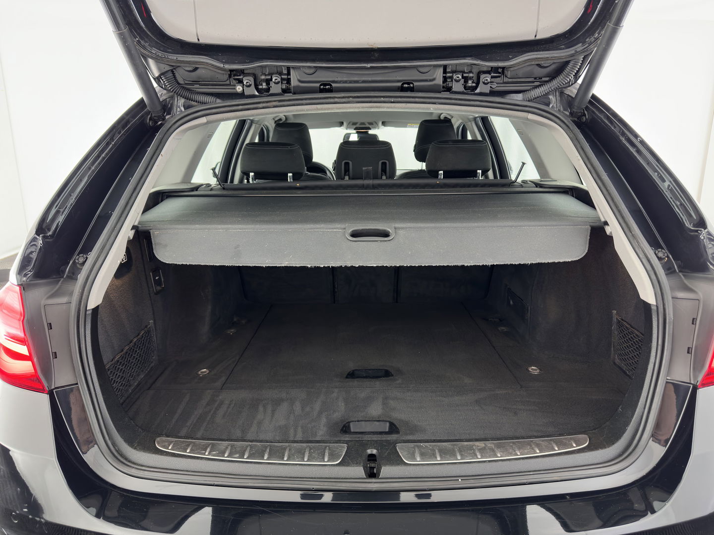 BMW 3 Serie Touring 316d Centennial Executive Aut. *FULL-LED | SPORT-SEATS | NAVI-FULLMAP | ECC | PDC | CRUISE | 16''ALU*