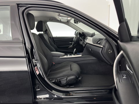 BMW 3 Serie Touring 316d Centennial Executive Aut. *FULL-LED | SPORT-SEATS | NAVI-FULLMAP | ECC | PDC | CRUISE | 16''ALU*