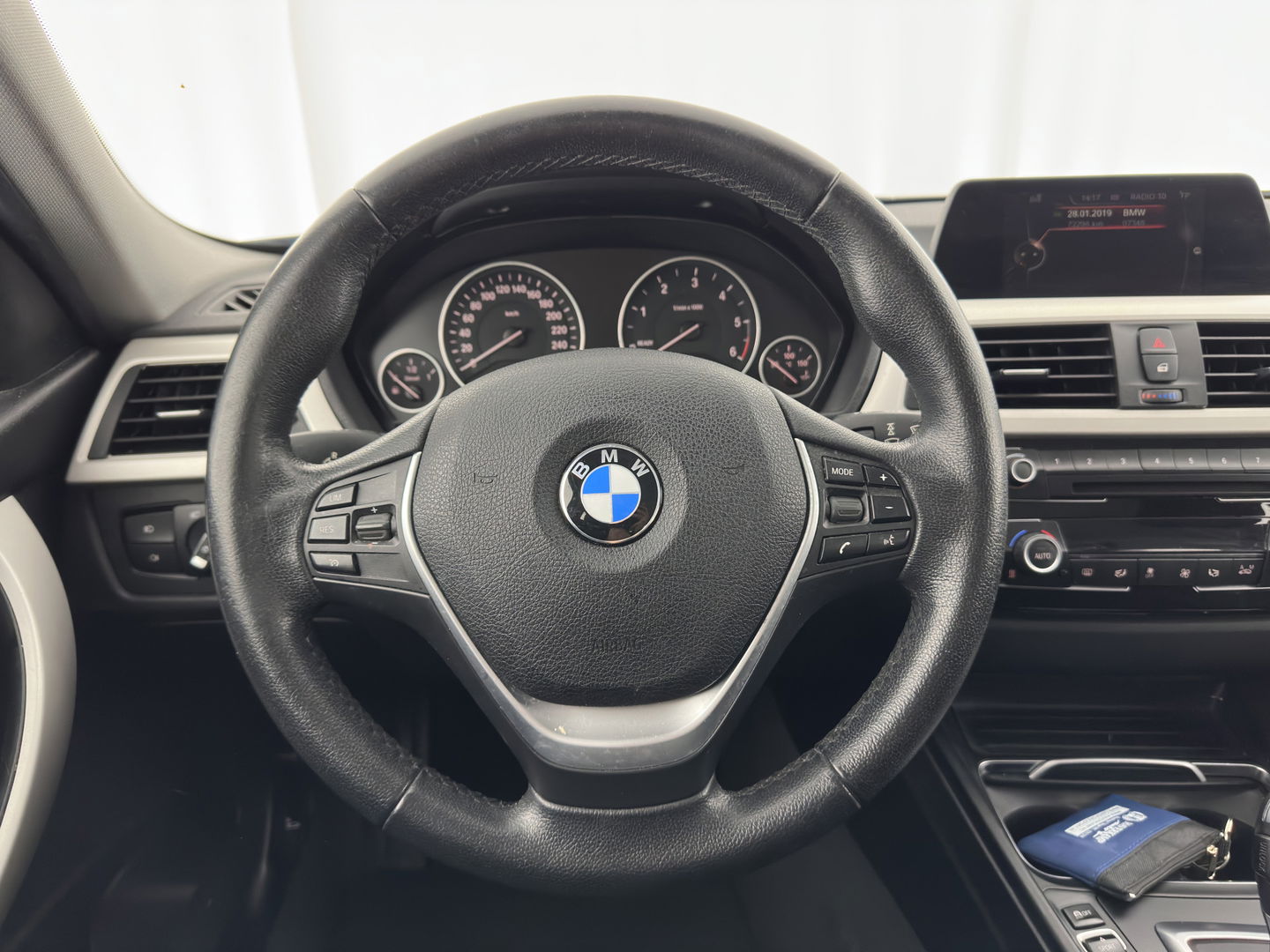 BMW 3 Serie Touring 316d Centennial Executive Aut. *FULL-LED | SPORT-SEATS | NAVI-FULLMAP | ECC | PDC | CRUISE | 16''ALU*