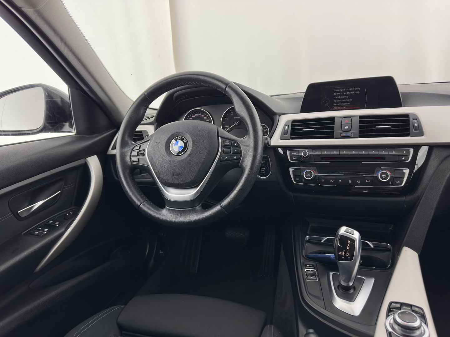 BMW 3 Serie Touring 316d Centennial Executive Aut. *FULL-LED | SPORT-SEATS | NAVI-FULLMAP | ECC | PDC | CRUISE | 16''ALU*