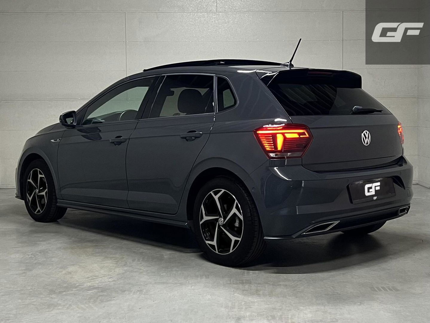 Volkswagen Polo 1.0 TSI 3x R-Line Pano Virtual CarPlay Camera Trekh. NAP