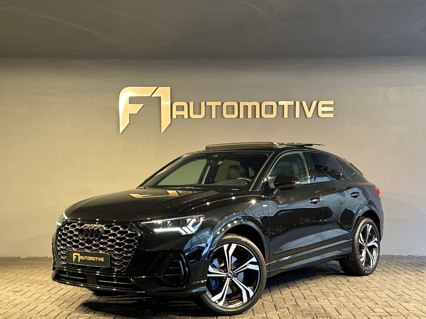 Audi Q3 Sportback 45 TFSI e 2X S Line Pano|Sfeer|Camera|Leer