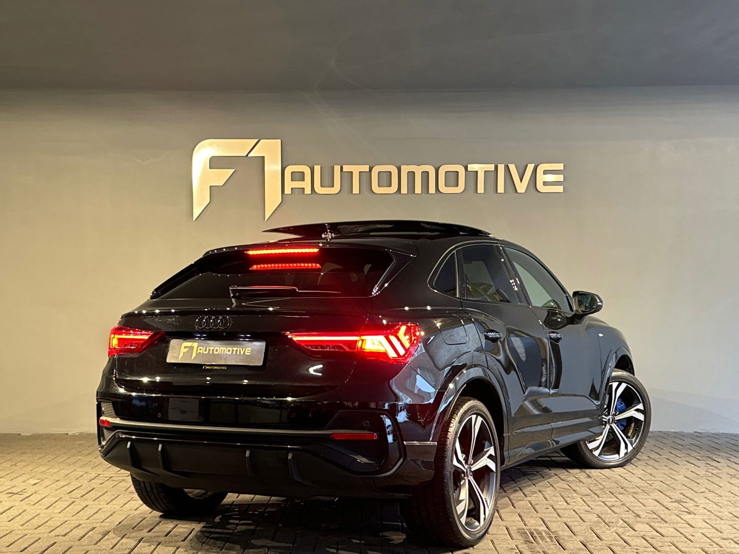 Audi Q3 Sportback 45 TFSI e 2X S Line Pano|Sfeer|Camera|Leer