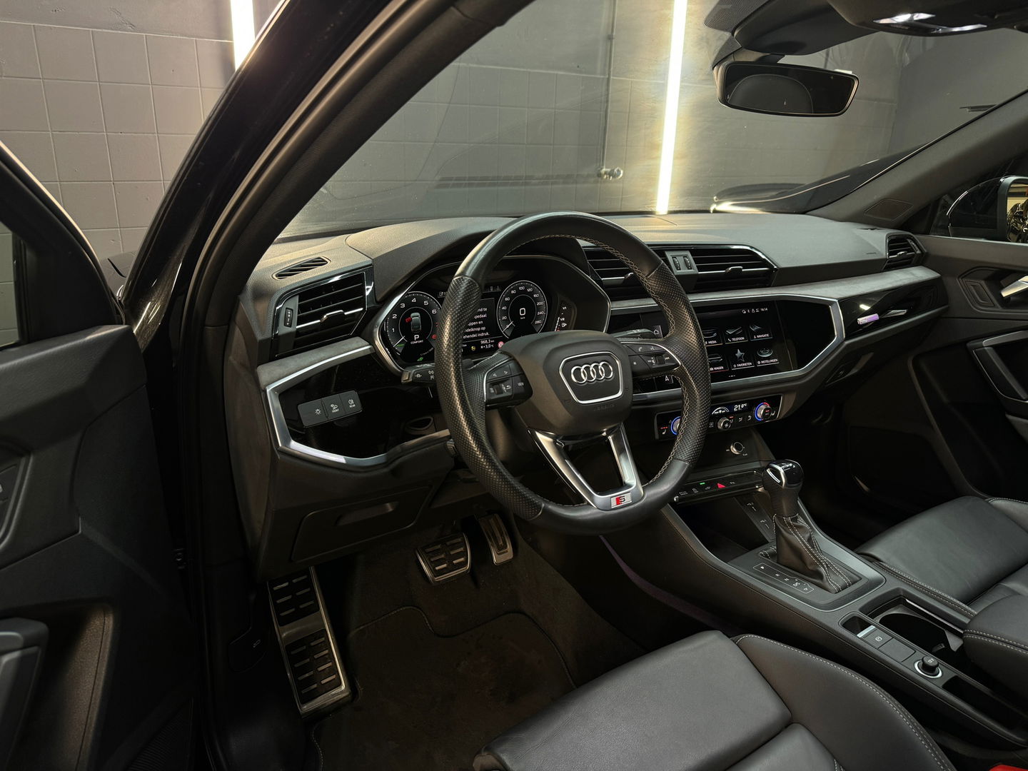 Audi Q3 Sportback 45 TFSI e 2X S Line Pano|Sfeer|Camera|Leer