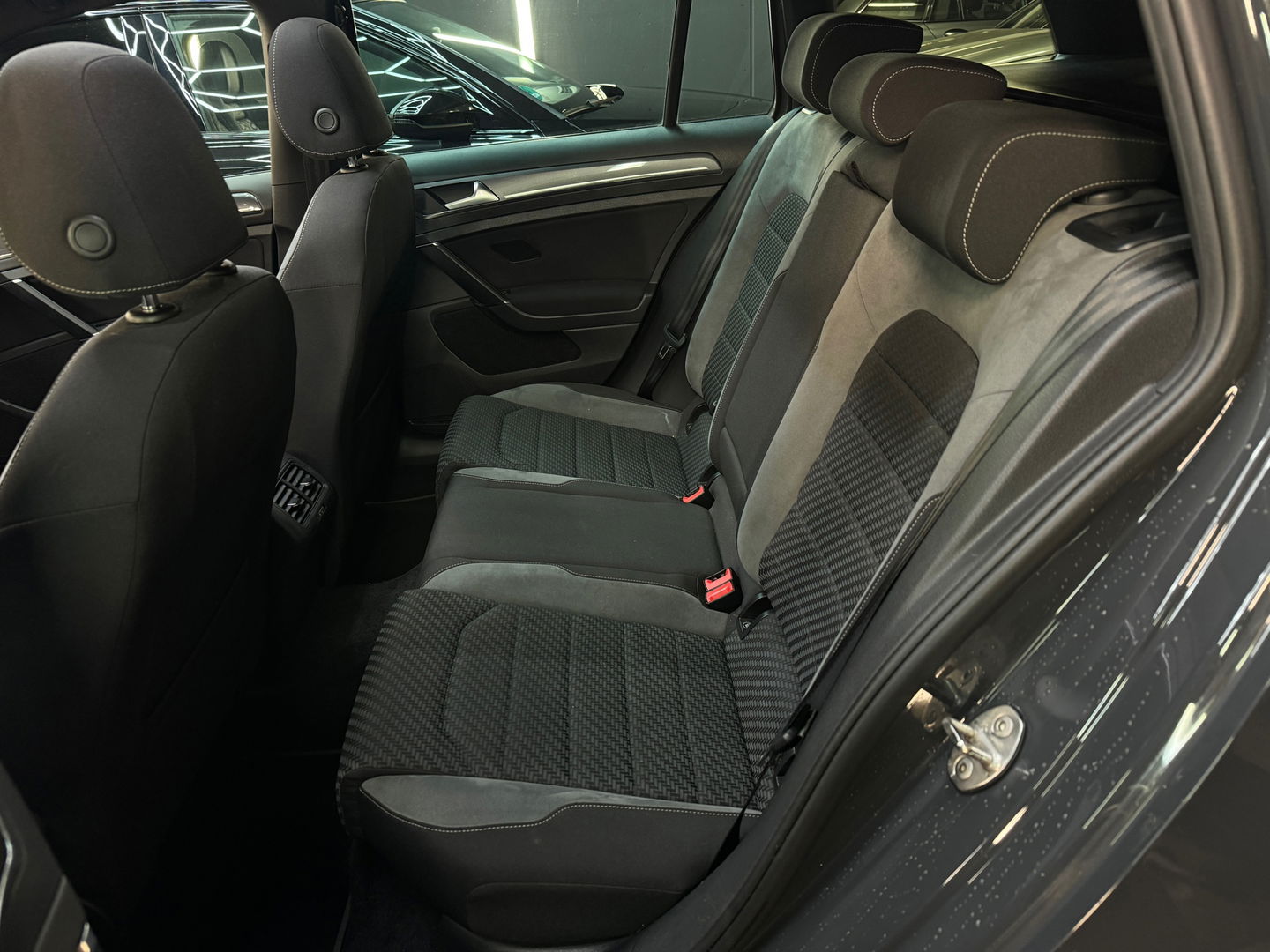 Volkswagen Golf Variant 1.5 TSI Highline R Line Pano|Trekhaak