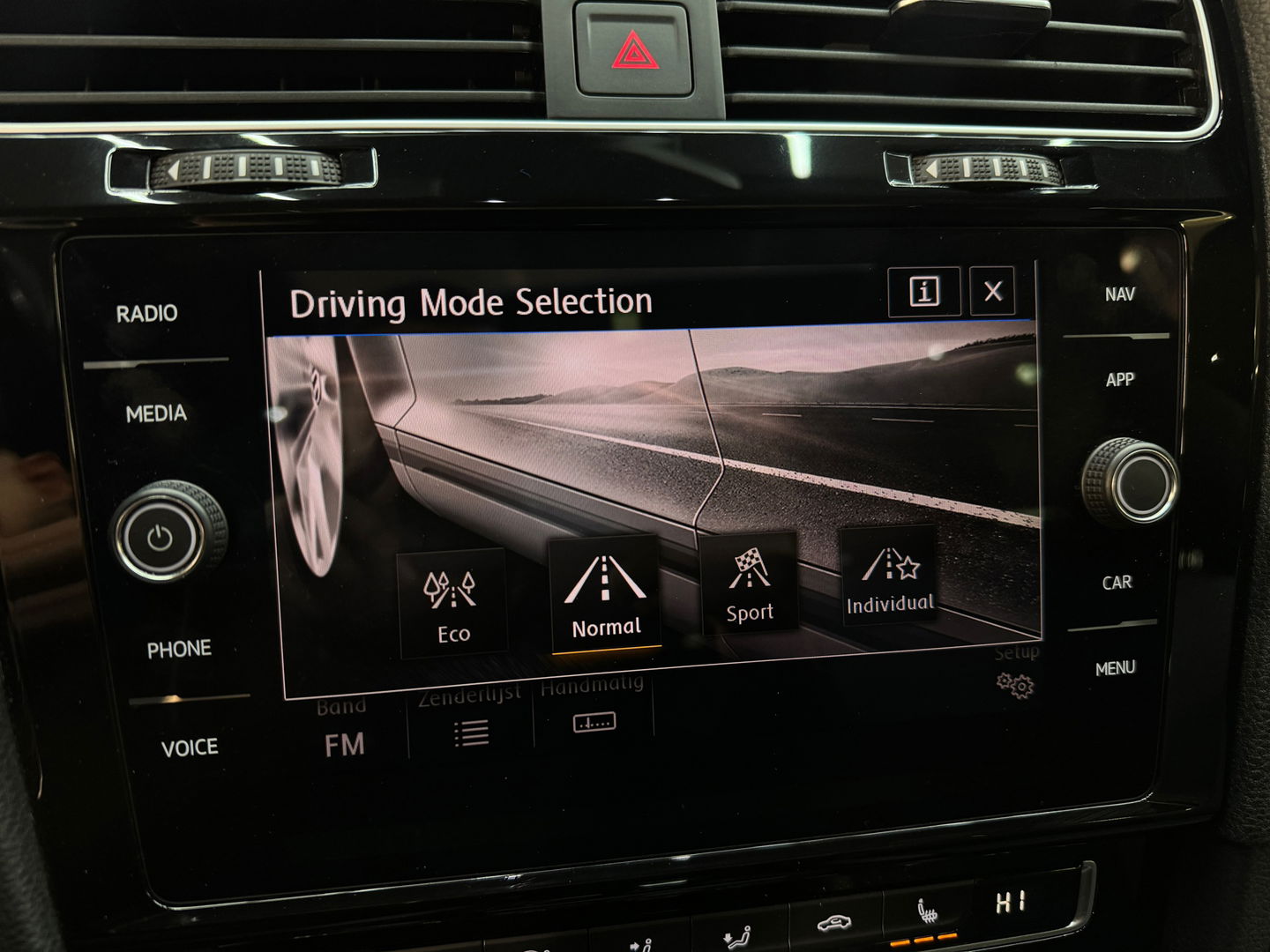 Volkswagen Golf Variant 1.5 TSI Highline R Line Pano|Trekhaak