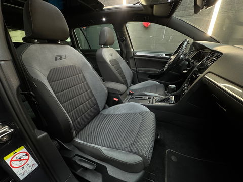 Volkswagen Golf Variant 1.5 TSI Highline R Line Pano|Trekhaak