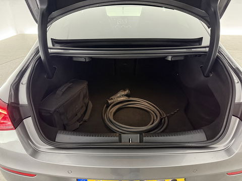 Mercedes-Benz CLA-Klasse 250 e AMG | SOH 92% | Pano | Sfeer | Virtual | Camera | Cruise | Navi | Stoelverw. | Keyless | NAP