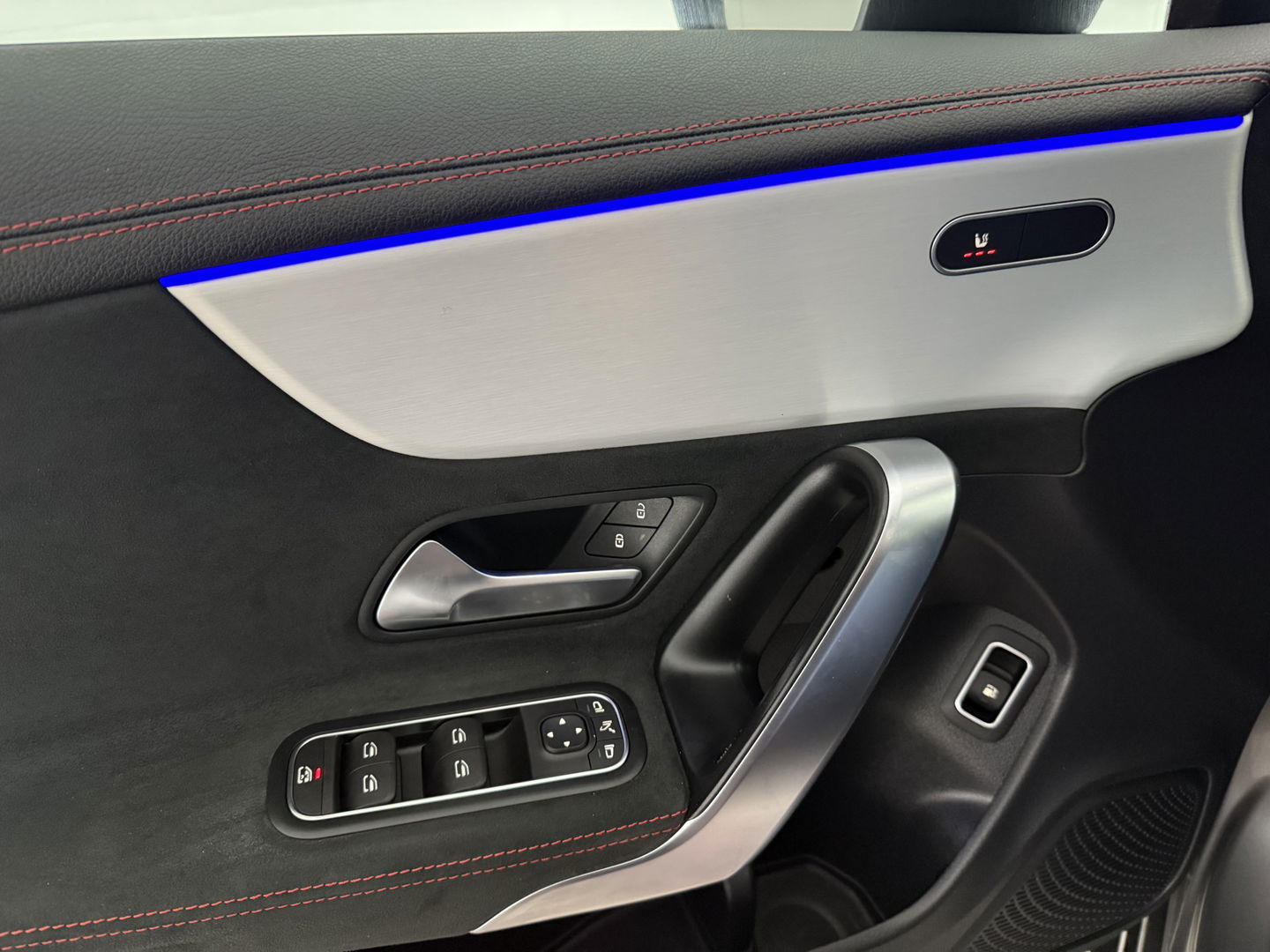 Mercedes-Benz CLA-Klasse 250 e AMG | SOH 92% | Pano | Sfeer | Virtual | Camera | Cruise | Navi | Stoelverw. | Keyless | NAP