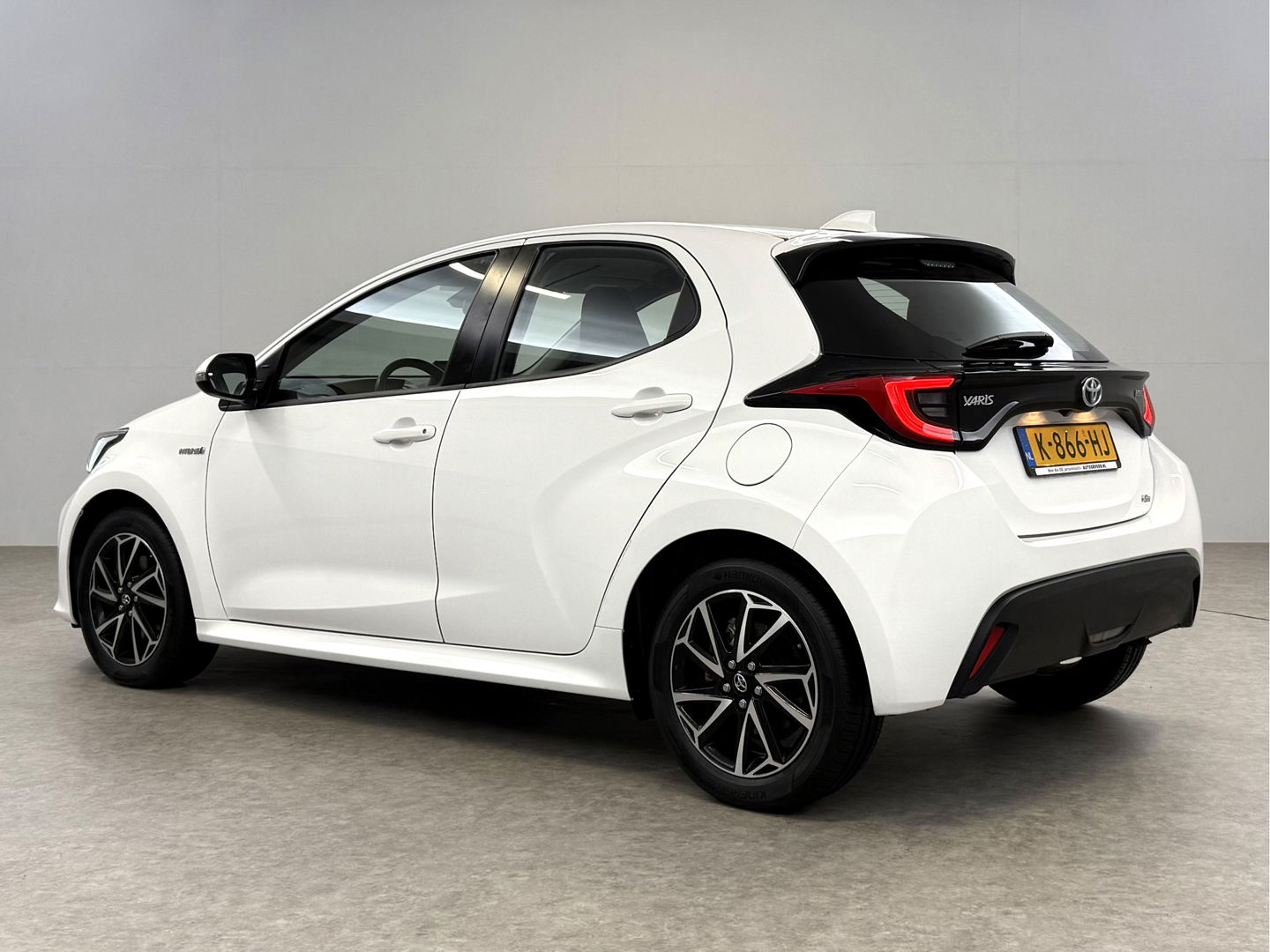 Toyota Yaris 1.5 Hybrid Dynamic | Camera | Carplay | Cruise | LED | NAP