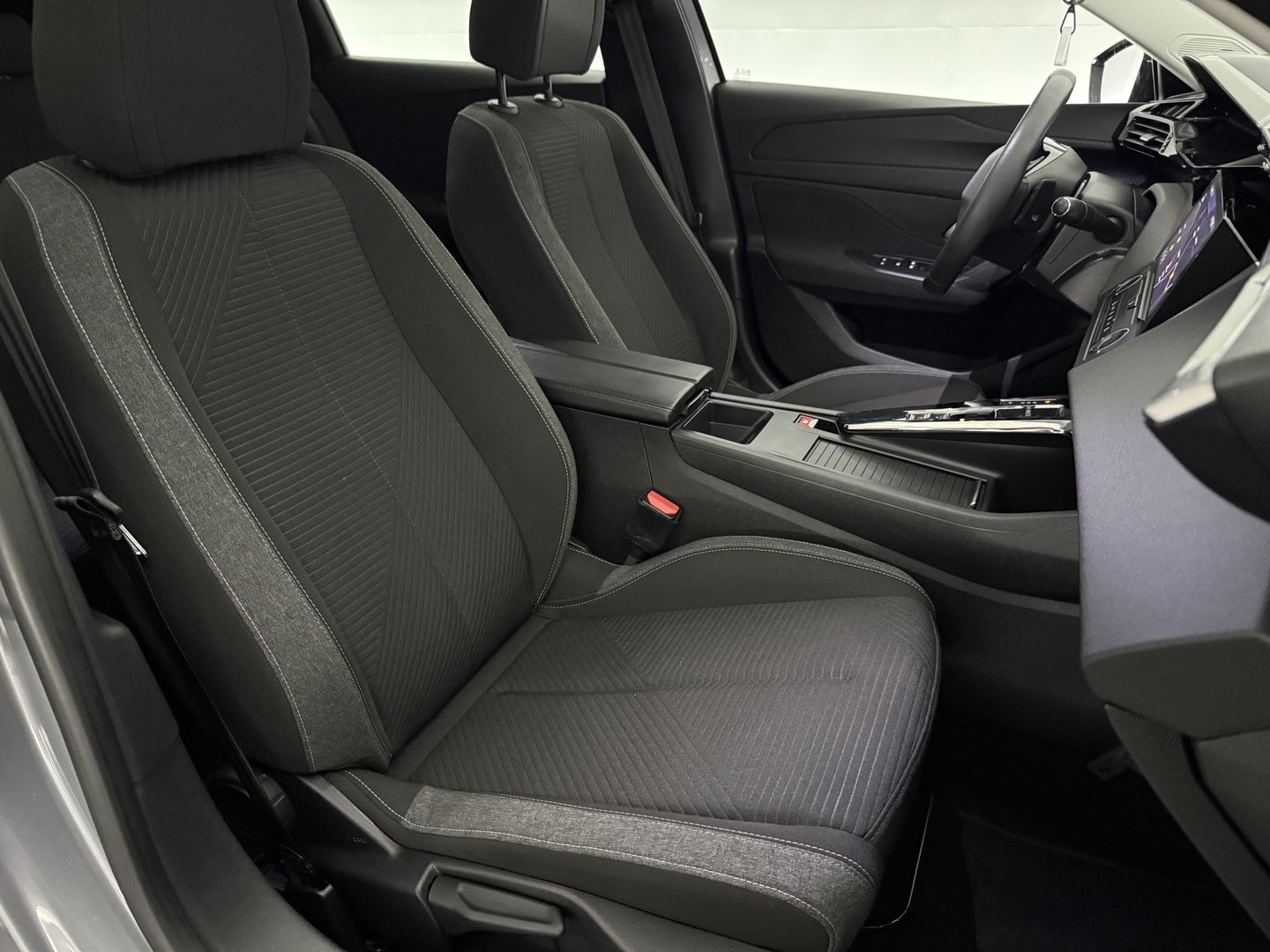 Peugeot 308 1.2 PureTech | Virtual | Carplay | Cruise | Parkeersens. | Navi | NAP