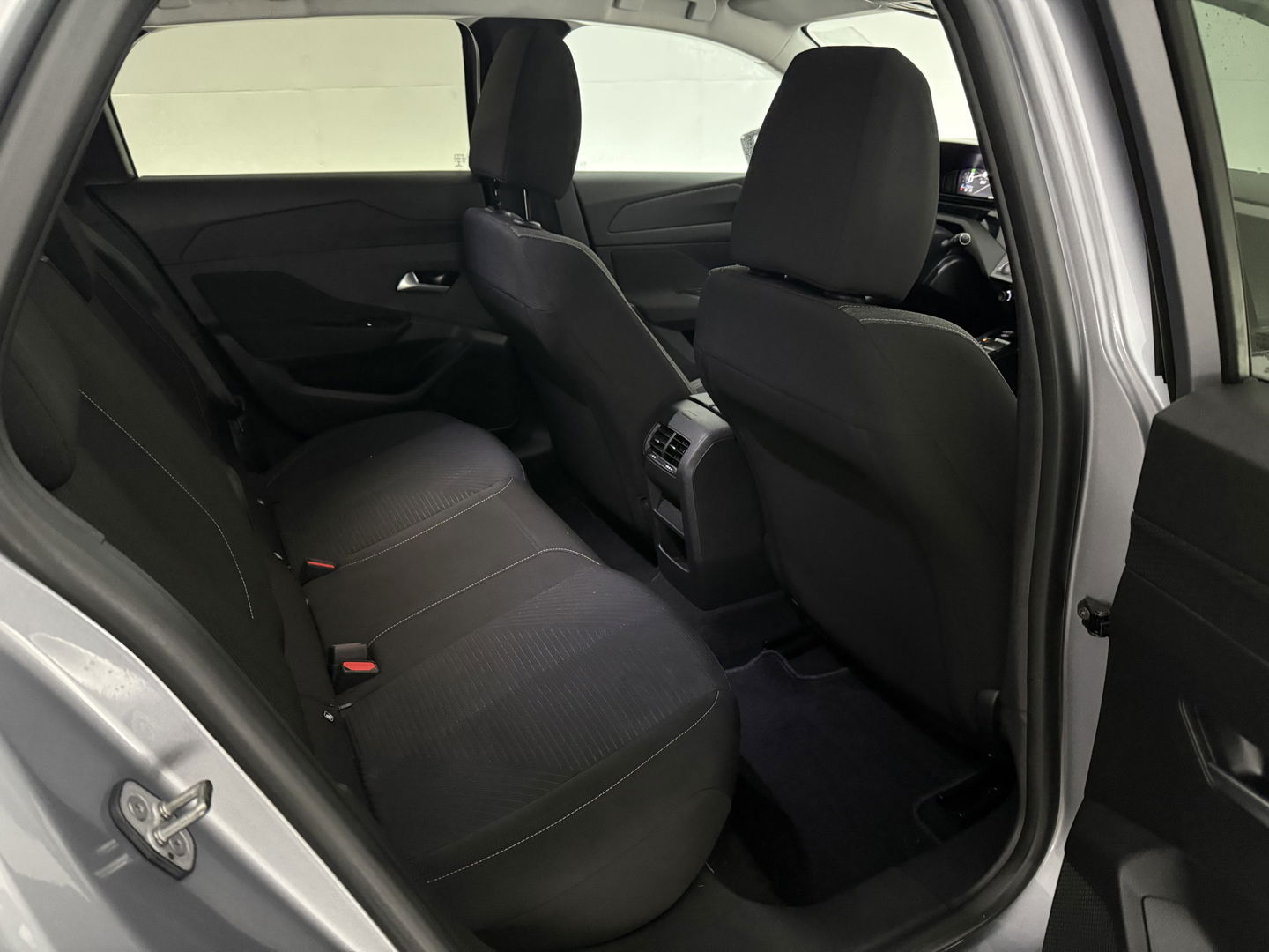 Peugeot 308 1.2 PureTech | Virtual | Carplay | Cruise | Parkeersens. | Navi | NAP