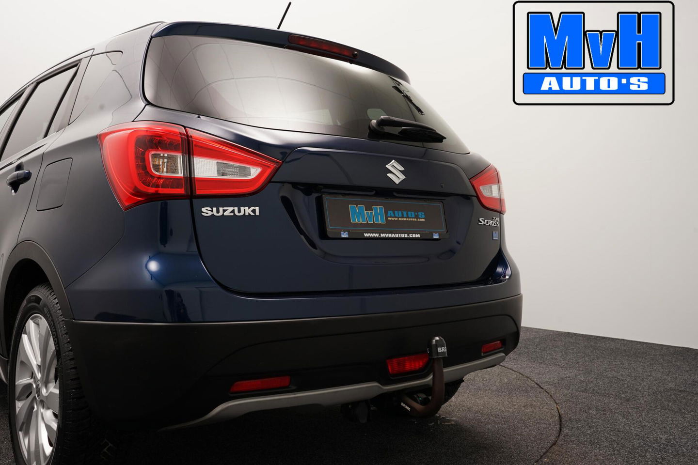 Suzuki S-Cross 1.0 Boosterjet Exclusive|TREKH|LED|CAMERA|NAP