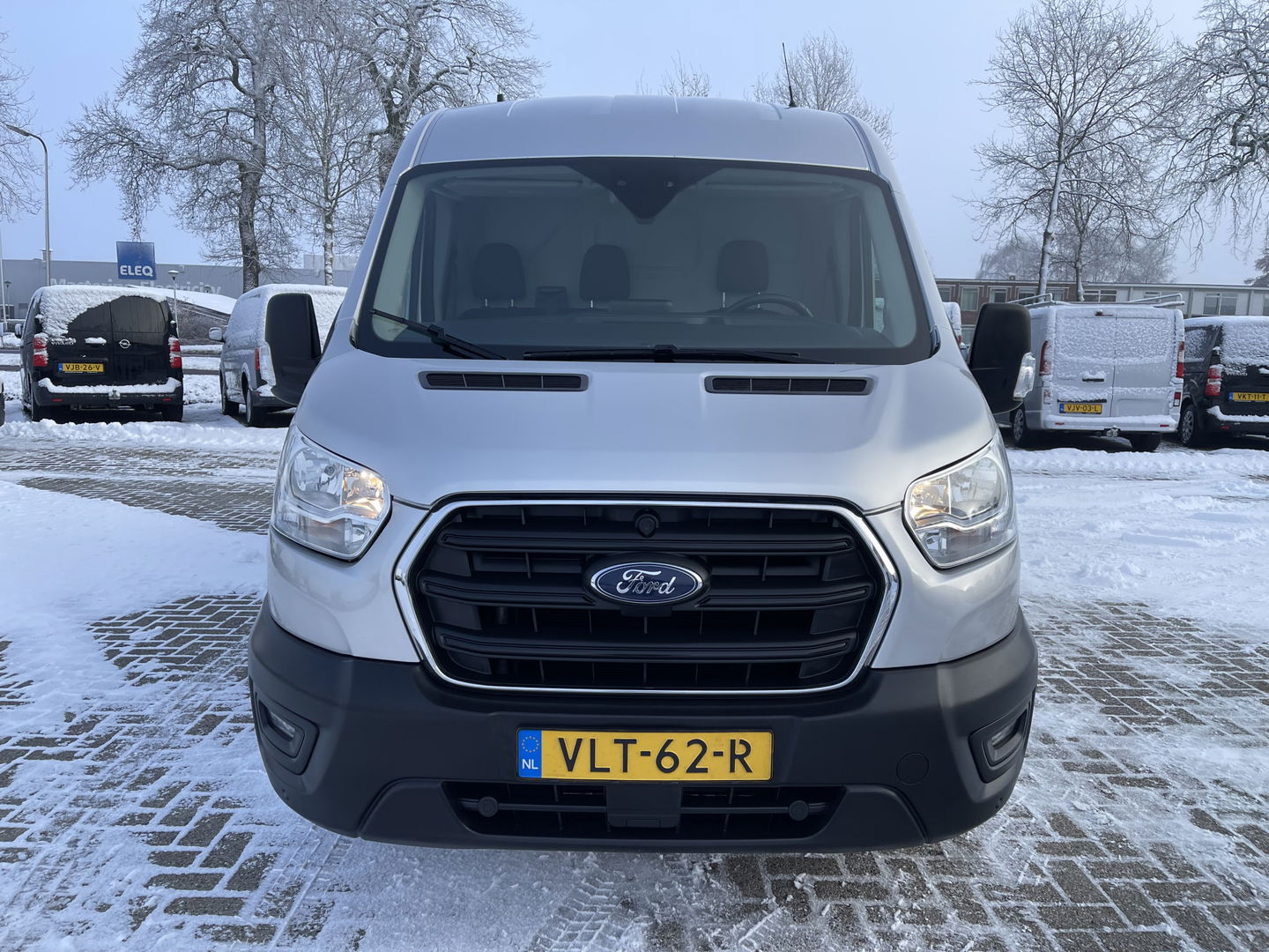 Ford Transit 310 2.0 TDCI 130pk L3H2 Trend / vaste prijs rijklaar € 18.950 ex btw / lease vanaf € 319 / Sortimo ingerichte laadruimte met omvormer / distributie riem vervangen!