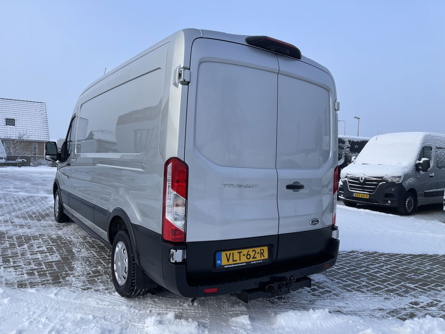 Ford Transit 310 2.0 TDCI 130pk L3H2 Trend / vaste prijs rijklaar € 18.950 ex btw / lease vanaf € 319 / Sortimo ingerichte laadruimte met omvormer / distributie riem vervangen!