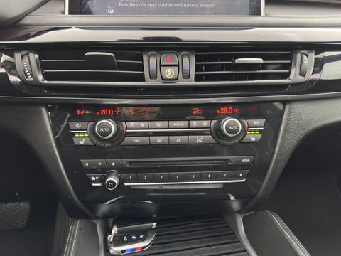BMW X5 M Aut. *PANO | HEAD-UP | LEATHER | FULL-LED | NAVI-FULLMAP | MEMORY-PACK | HARMAN/KARDON-AUDIO | KEYLESS | CAMERA | HEATED-COMFORTSEATS | SHIFTPADDLES | TOWBAR | 20''ALU*