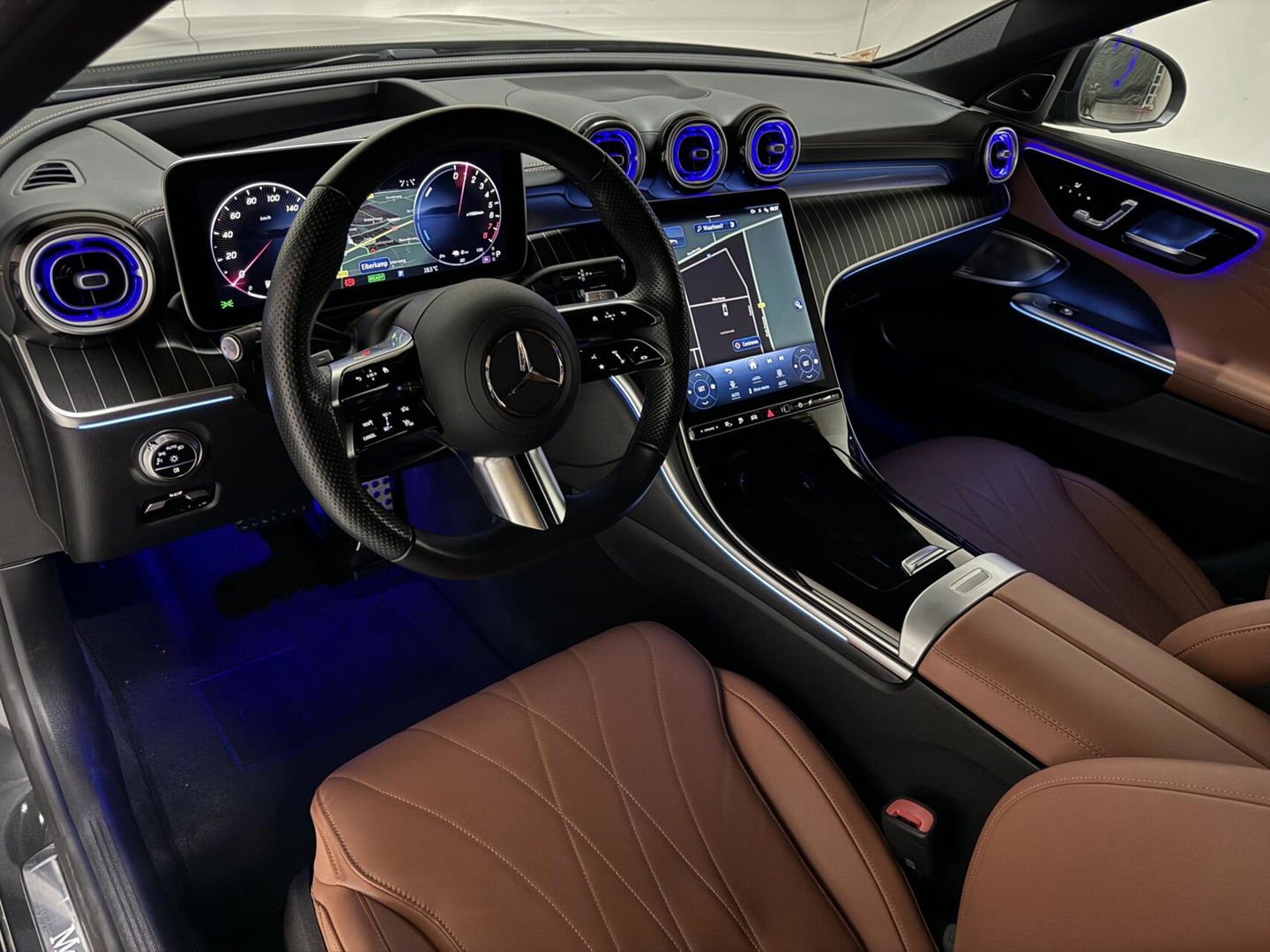 Mercedes-Benz C-Klasse Estate 300e AMG Pano Burmester 360° HUD Trekh. NAP