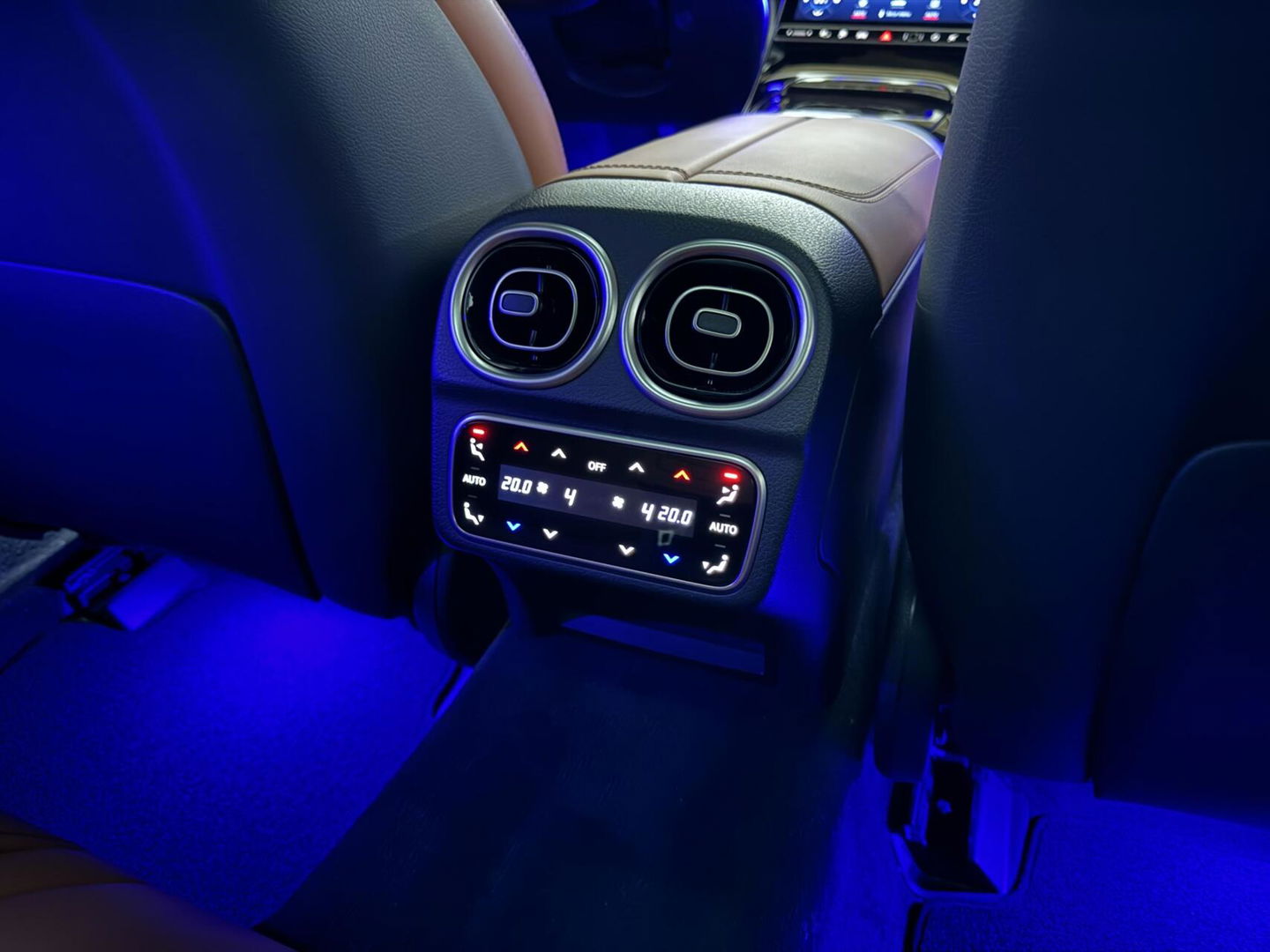 Mercedes-Benz C-Klasse Estate 300e AMG Pano Burmester 360° HUD Trekh. NAP