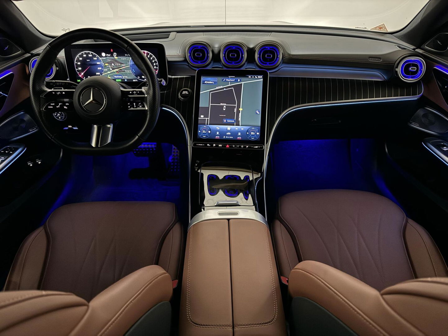 Mercedes-Benz C-Klasse Estate 300e AMG Pano Burmester 360° HUD Trekh. NAP