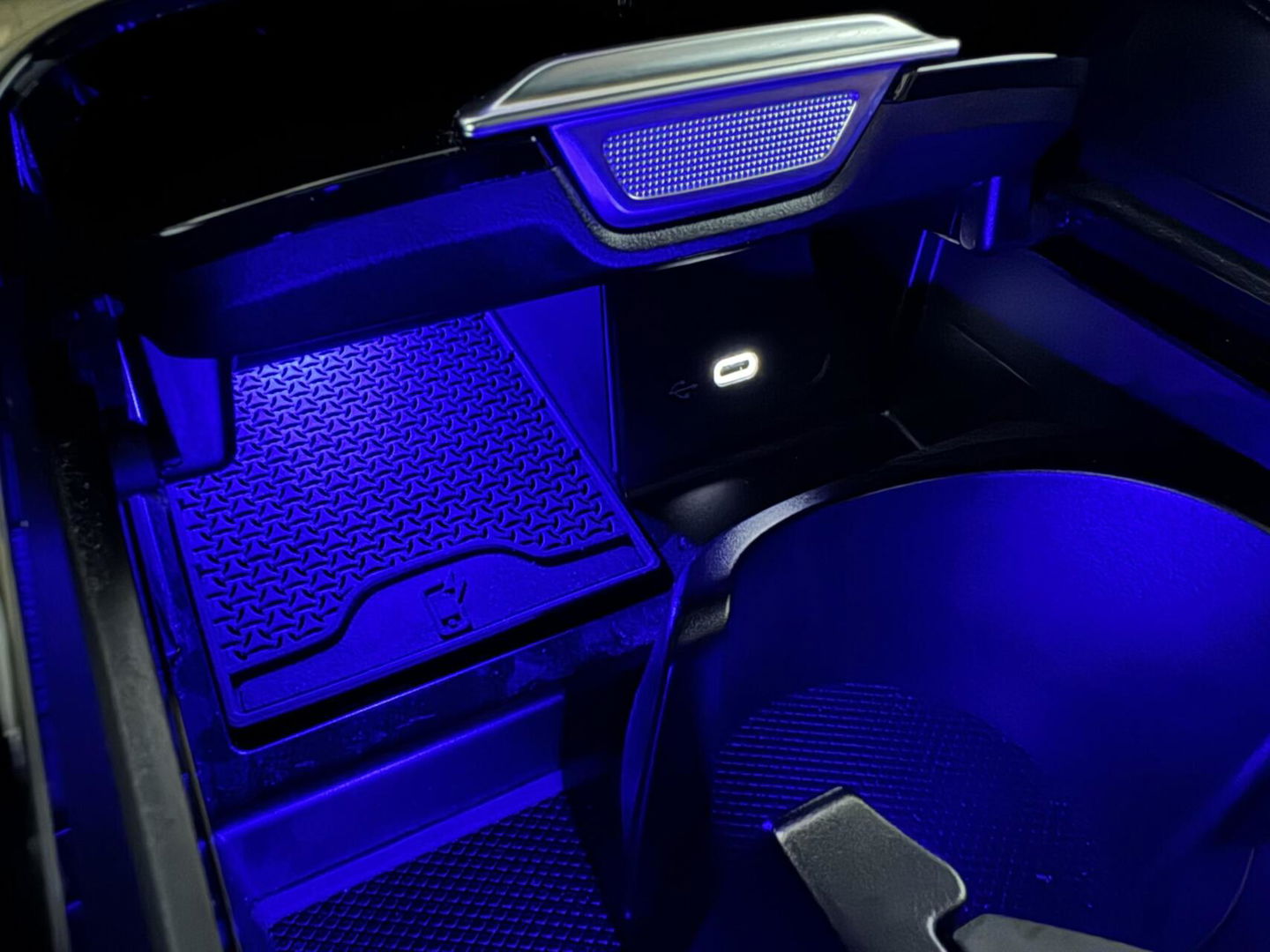 Mercedes-Benz C-Klasse Estate 300e AMG Pano Burmester 360° HUD Trekh. NAP