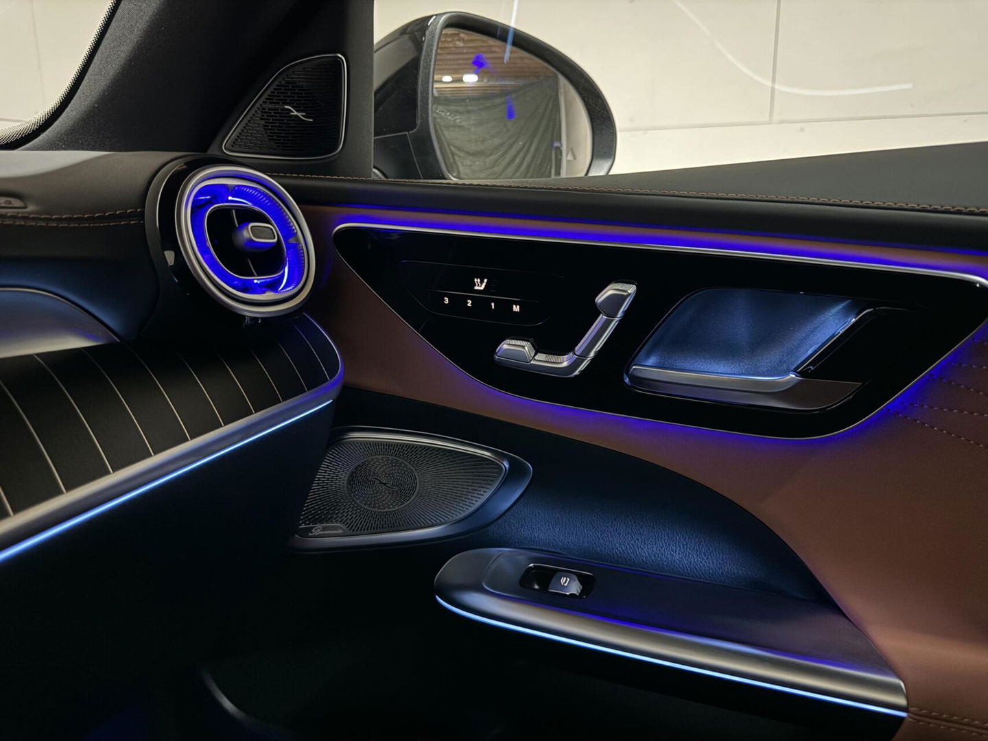 Mercedes-Benz C-Klasse Estate 300e AMG Pano Burmester 360° HUD Trekh. NAP