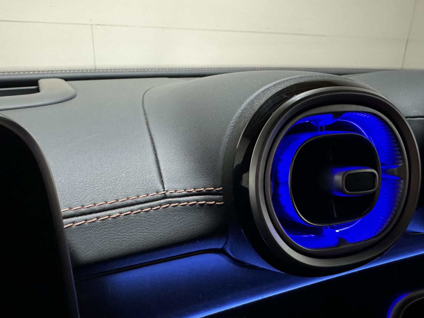 Mercedes-Benz C-Klasse Estate 300e AMG Pano Burmester 360° HUD Trekh. NAP