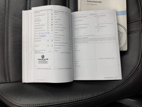 Volkswagen CC 1.8 TSI Aut. *LEATHER | BI-XENON | HEATED-SPORTSEATS | NAVI-FULLMAP | ECC | PDC | CRUISE | SHIFTPADDLES | PRIVACY-GLASS | TOWBAR | 18''ALU*