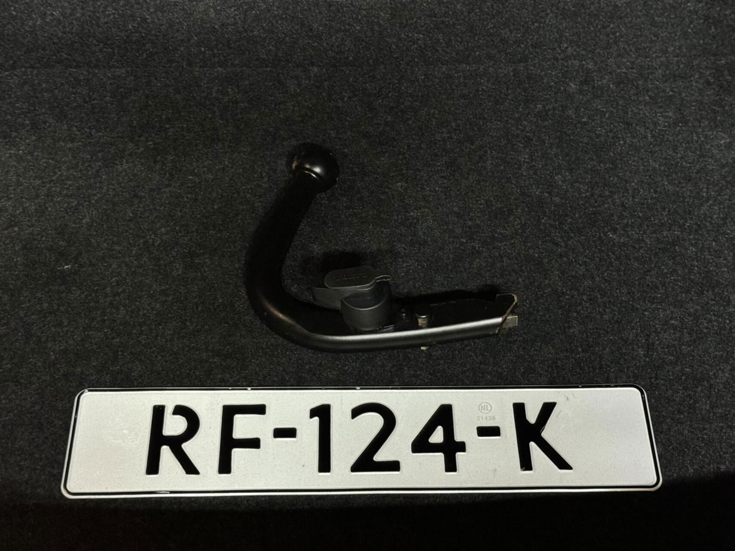 Volvo V40 2.0 T4 R-Design Pano Leer Camera Cruise Navi Trekh. NAP