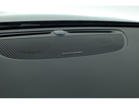 Volvo V60 2.0 T6 Plug-in hybrid AWD Plus Bright | Pilot Ass. | Blis | H&K | Elek. stoel met mem. | Stuur- & 4x stoelverw. |