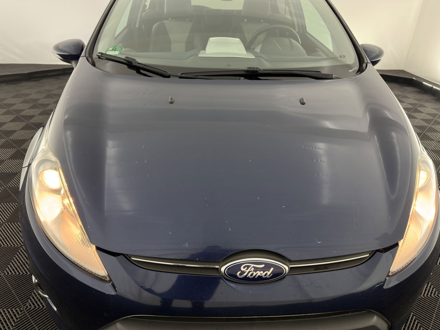 Ford Fiesta 1.6 TDCi ECOnetic Titanium *LEATHER-FABRIC | NAVI-FULLMAP | HEATED-COMFORTSEATS | ECC | PDC | CRUISE | PRIVACY-GLASS | 14''ALU*