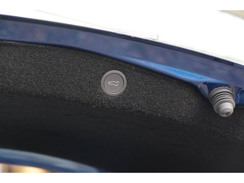 Tesla Model 3 283pk MJ2024 Nieuw model Autopilot Zwart leder Stoelverwarming Camera NLauto 1e eigenaar