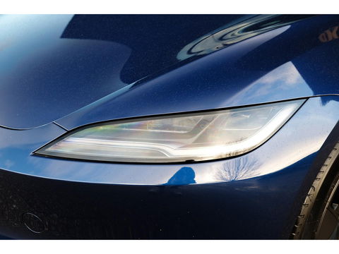 Tesla Model 3 283pk MJ2024 Nieuw model Autopilot Zwart leder Stoelverwarming Camera NLauto 1e eigenaar