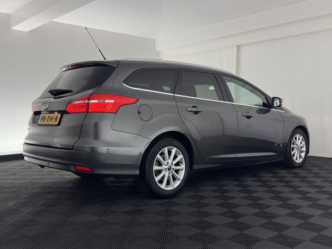 Ford FOCUS Wagon 1.5 TDCI Titanium Lease Edition (INCL-BTW) Aut. *NAVI-FULLMAP | HEATED-COMFORTSEATS | KEYLESS | PRIVACY-GLASS | ECC | SYNC-AUDIO | PDC | CRUISE | 16''ALU*