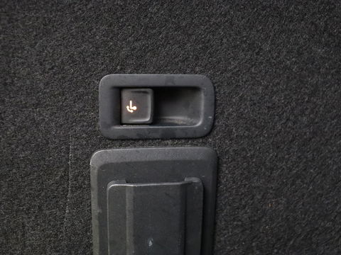 CUPRA Leon 2.0 TSI Cup | 310pk | Trekhaak | Stoel & stuurverwarming | Carplay | Leder | Adaptive cruise | 19'' | CUP Sportstoelen | Navigatie | Full LED | Keyless | Sfeerverlichting