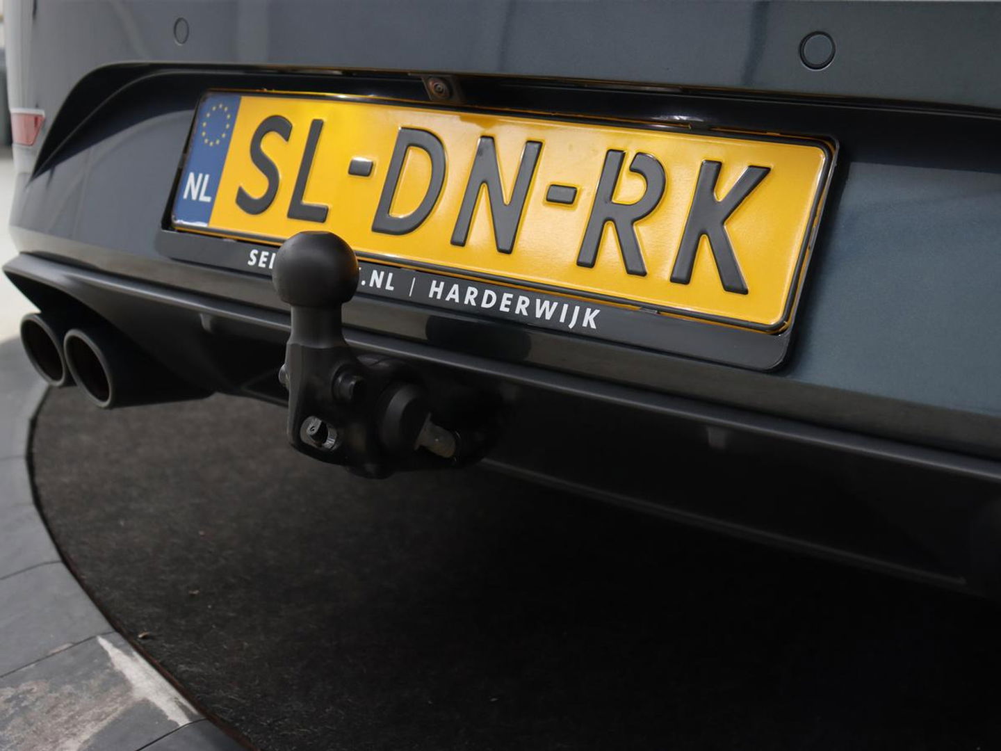 CUPRA Leon 2.0 TSI Cup | 310pk | Trekhaak | Stoel & stuurverwarming | Carplay | Leder | Adaptive cruise | 19'' | CUP Sportstoelen | Navigatie | Full LED | Keyless | Sfeerverlichting