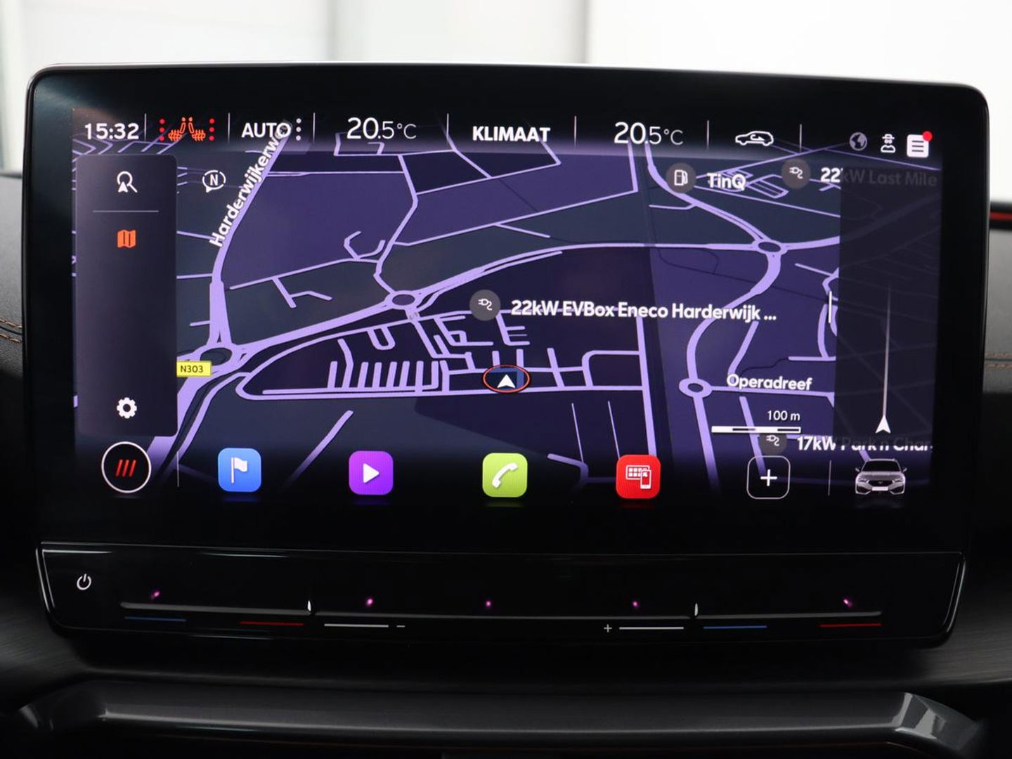 CUPRA Leon 2.0 TSI Cup | 310pk | Trekhaak | Stoel & stuurverwarming | Carplay | Leder | Adaptive cruise | 19'' | CUP Sportstoelen | Navigatie | Full LED | Keyless | Sfeerverlichting