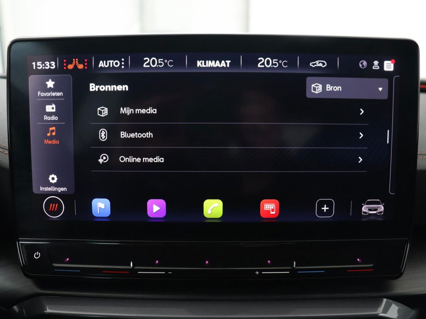 CUPRA Leon 2.0 TSI Cup | 310pk | Trekhaak | Stoel & stuurverwarming | Carplay | Leder | Adaptive cruise | 19'' | CUP Sportstoelen | Navigatie | Full LED | Keyless | Sfeerverlichting