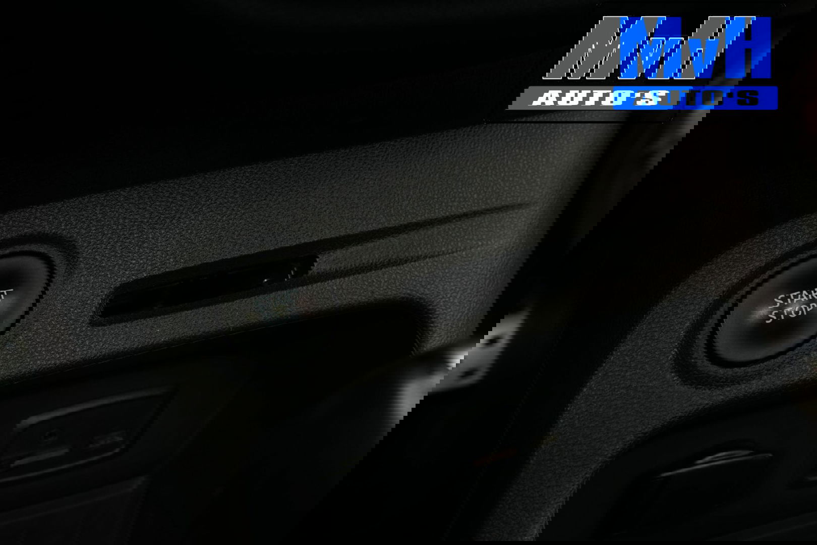 Renault Captur 1.3 TCe Intense|150PK|PANO|CAMERA|LED|TREKH