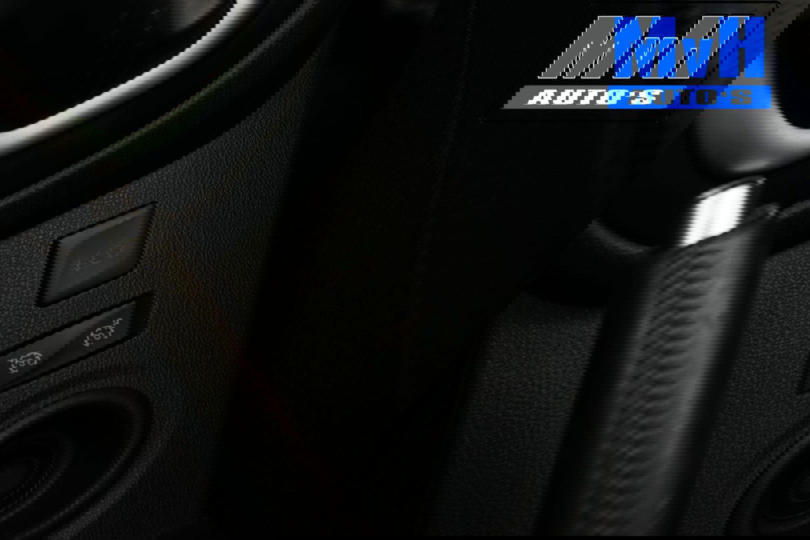 Renault Captur 1.3 TCe Intense|150PK|PANO|CAMERA|LED|TREKH