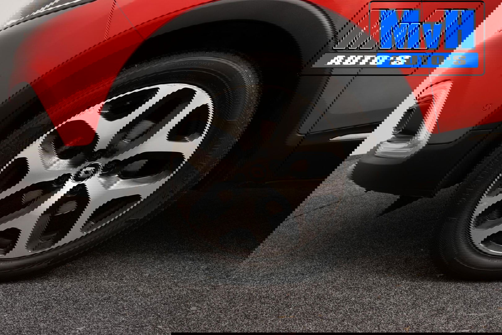 Renault Captur 1.3 TCe Intense|150PK|PANO|CAMERA|LED|TREKH