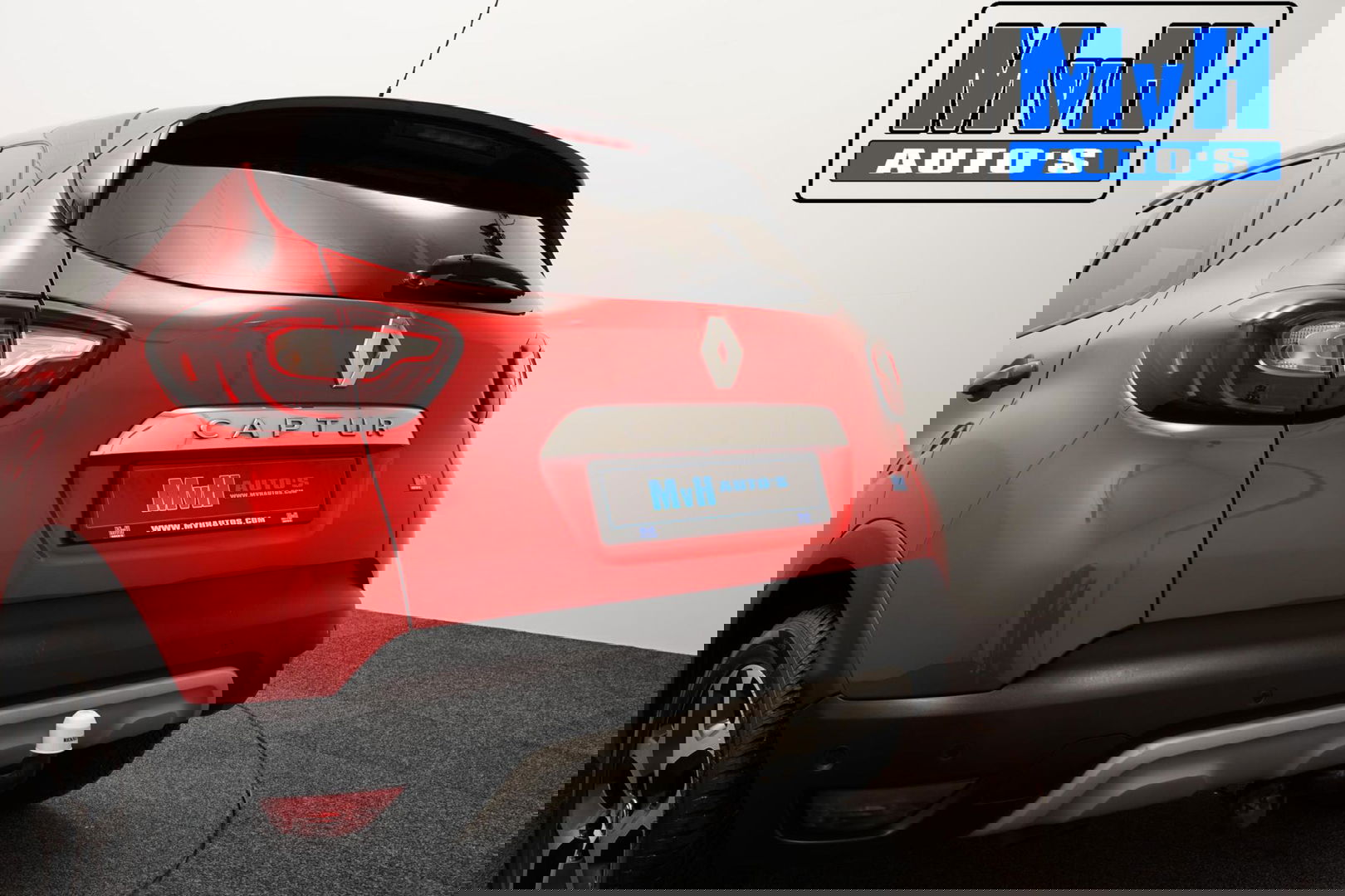 Renault Captur 1.3 TCe Intense|150PK|PANO|CAMERA|LED|TREKH