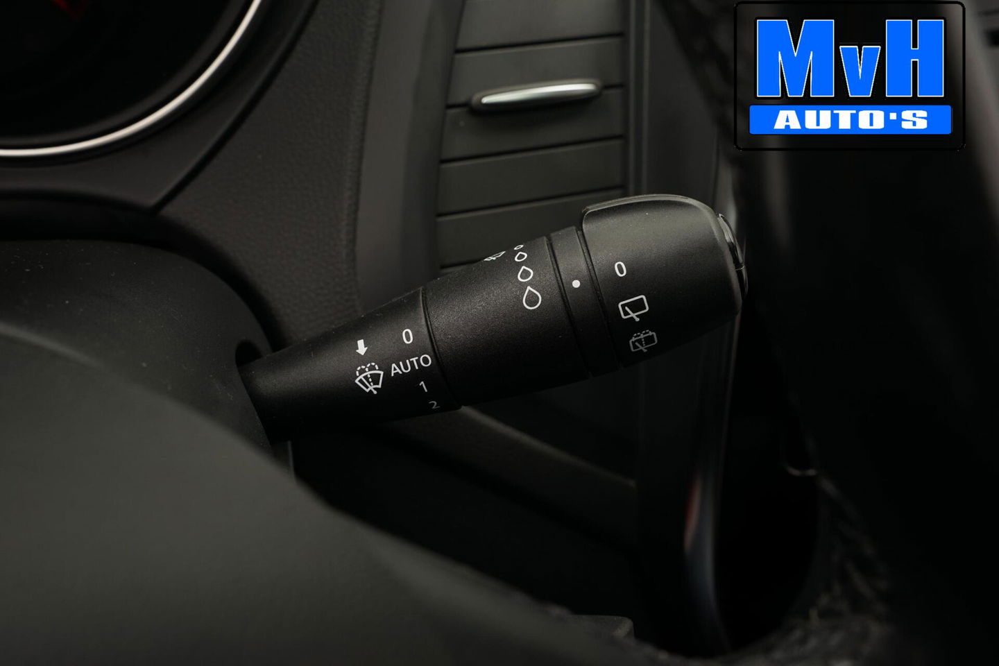 Renault Captur 1.3 TCe Intense|150PK|PANO|CAMERA|LED|TREKH