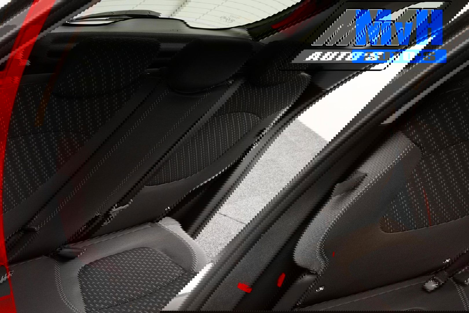 Renault Captur 1.3 TCe Intense|150PK|PANO|CAMERA|LED|TREKH